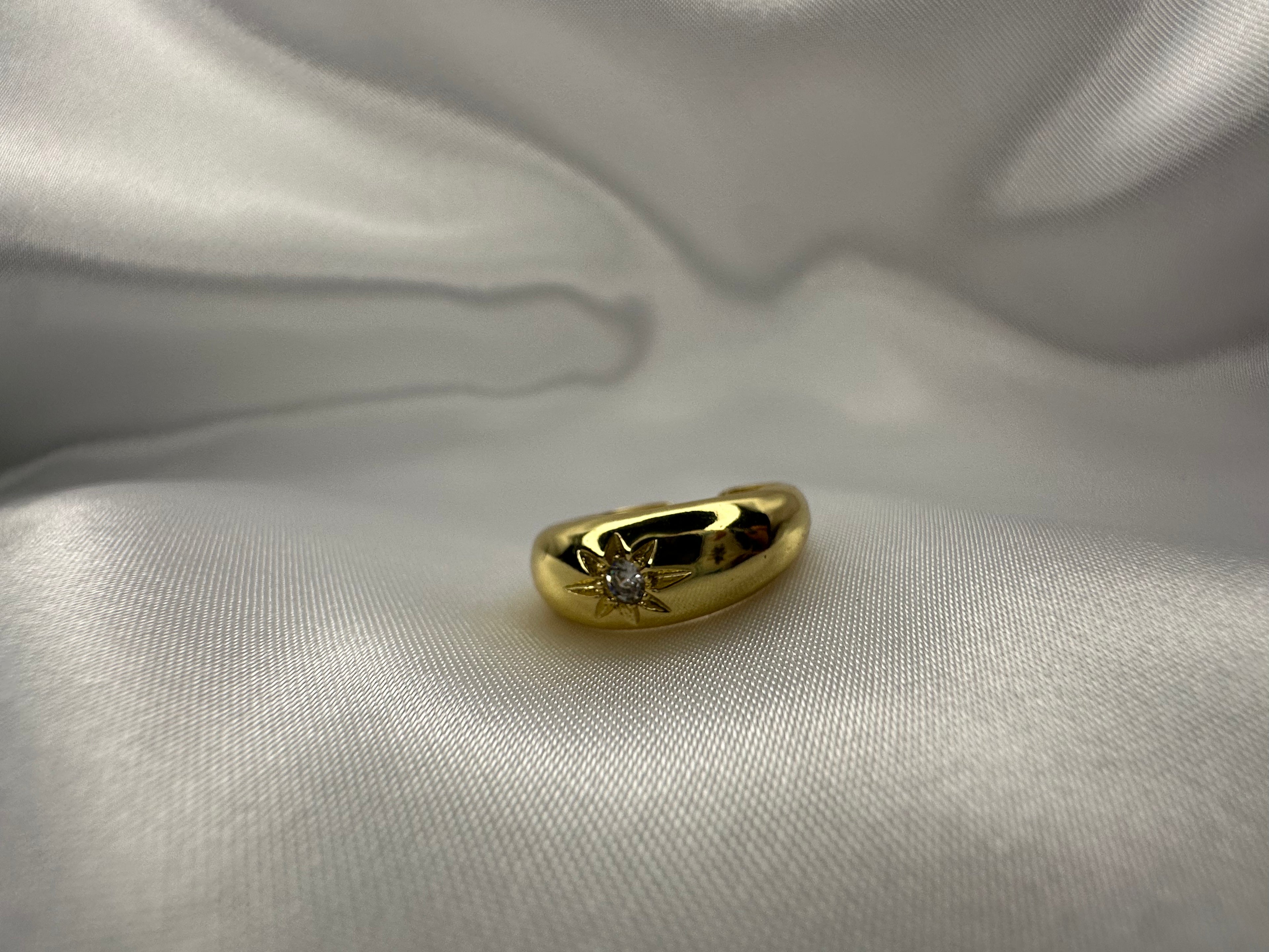 Starlights Ring